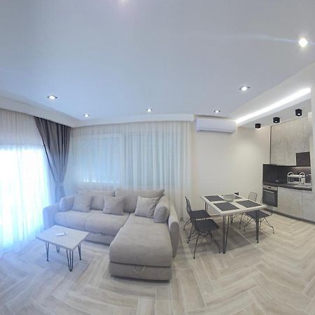 Deluxe Apartmani Vila Pejovic ストモレ エクステリア 写真