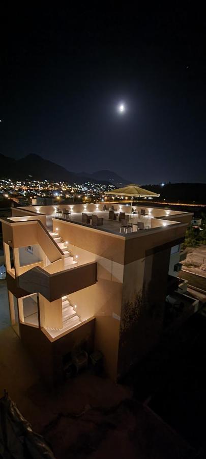 Deluxe Apartmani Vila Pejovic ストモレ エクステリア 写真