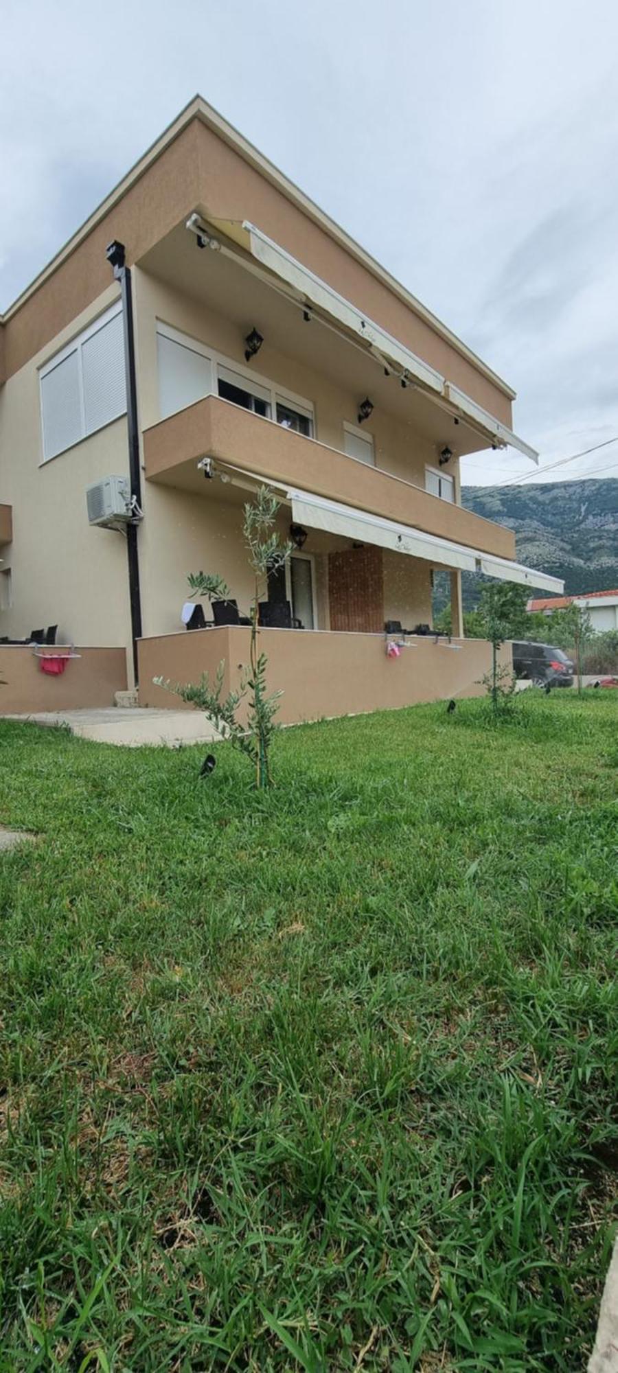 Deluxe Apartmani Vila Pejovic ストモレ エクステリア 写真
