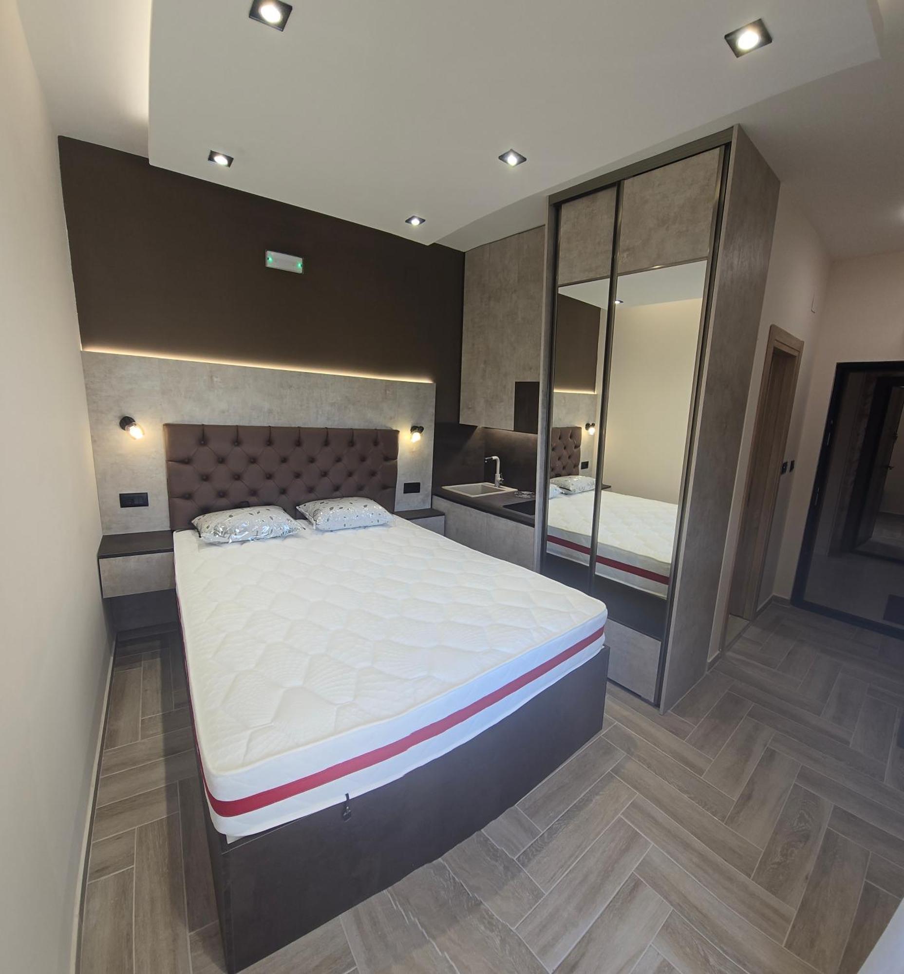 Deluxe Apartmani Vila Pejovic ストモレ エクステリア 写真